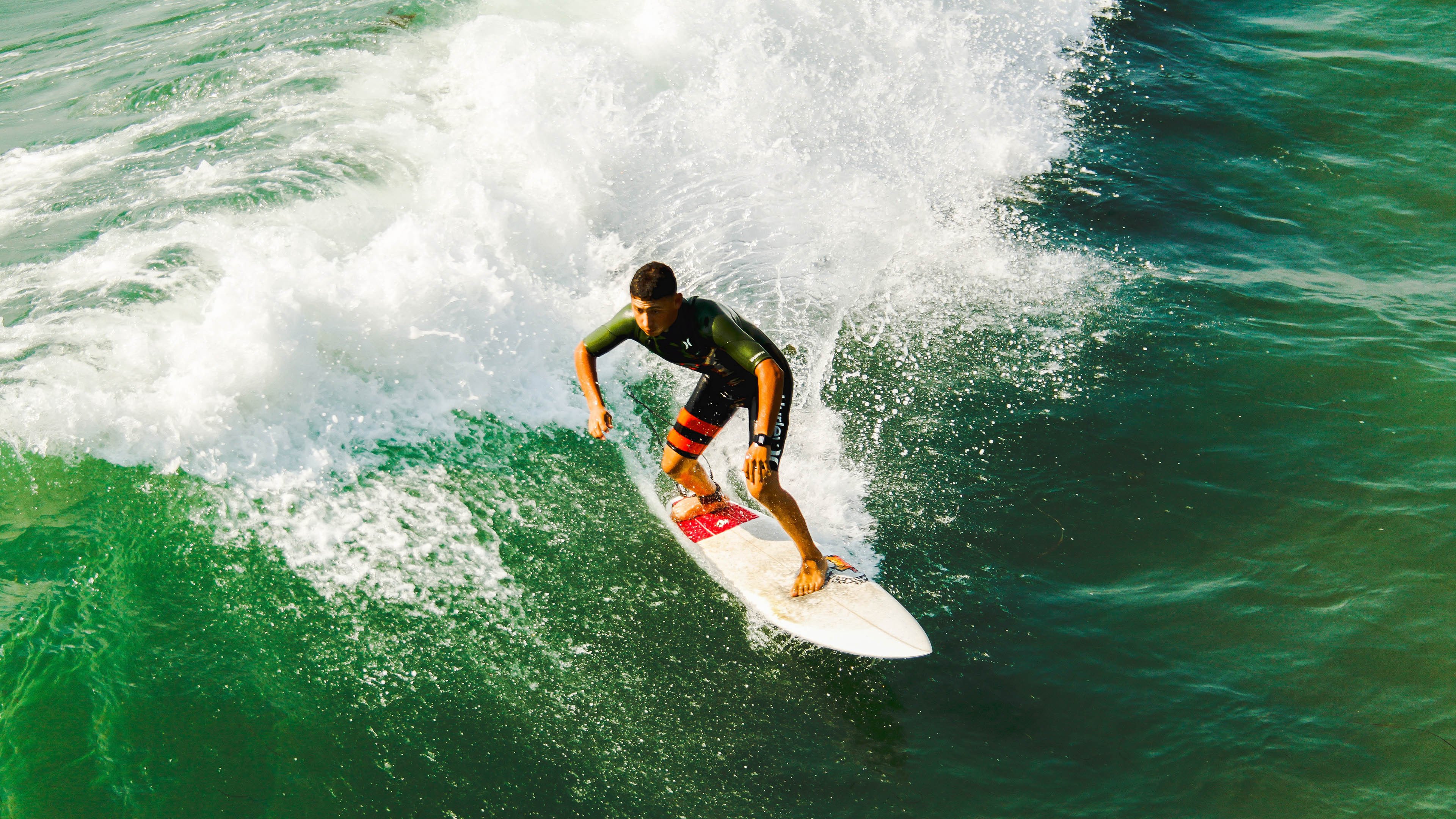 教科书级防守!戈贝尔统治禁区,尼克斯斩落新疆队