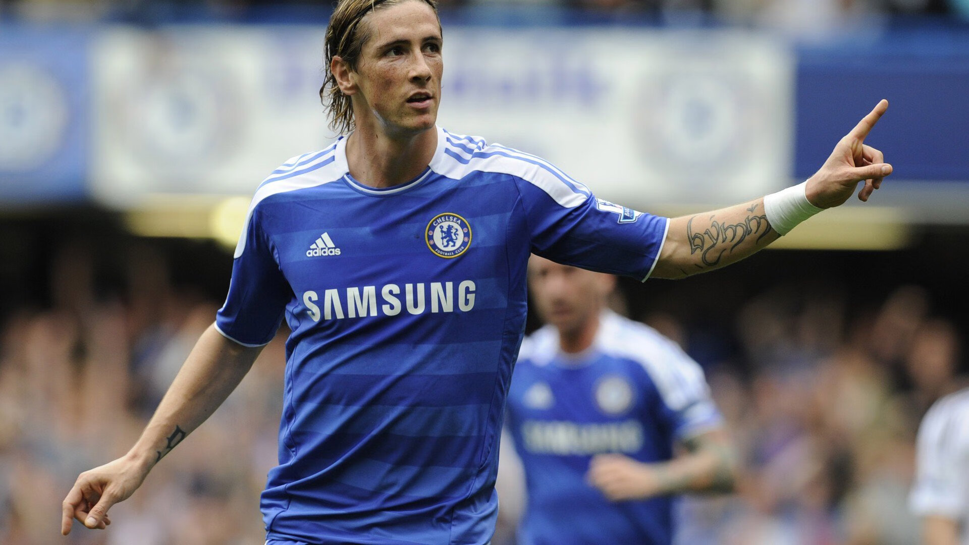 赛道与球场,当拉文的冠军意志驶入掘金主场